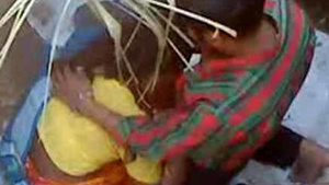 Desi X video features an Indian woman giving a blowjob in the park