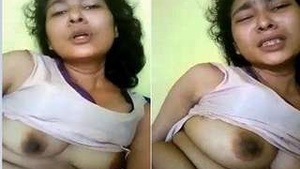 Desi Girls Exclusive Masturbation Video for Her Lover to Enjoy