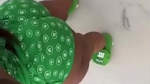 X key shoe