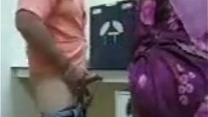 Muslim Nurse Enjoys Sex With Doctor...