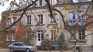 Punt back to me a hyperactive Italian picture