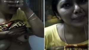 Hot Indian Girl showing Boobs Capture By Hubby