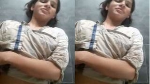 Sexy indian Girl Showing Boobs