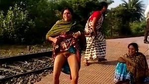 Country girls fuck in the field