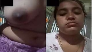 Bangla paid Randi Showing her big Boobs On Video Call
