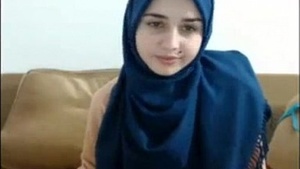 Arabian girl on webcam sex