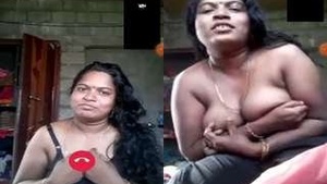 Desi Bhabhi Showing her Boobs on Video Call