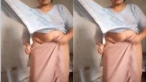 Paki Wife Video Record by Hubby