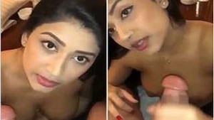 Hot Look Desi Girl gives Blowjob With Clear Hindi Audio