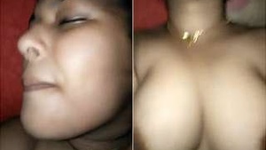 Desi indian Girl Showing Boobs