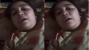 Bangladeshi Girl Showing Boobs and Pussy Video Call