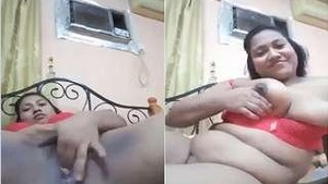 Horny Desi Girl Fingerring