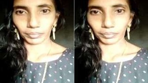 Horny Desi Bhabhi Showing Boobs and Pussy