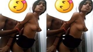 Cute Girl Showing Nude Body Fucked