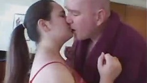 An obese adolescent with Cur increments