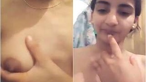Cute look Desi indian Girl Showing Boobs and Pussy
