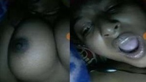 Desi Bhabhi Showing Boobs