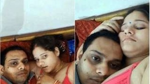 Exclusive Sexy Desi Bhabhi Gives Blowjob To Hubby