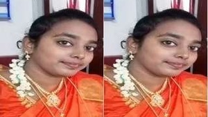 Tamil Wife Showing her Boobs Pussy On Video Call