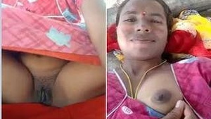 Telugu Bhabhi Showing Boobs Pussy