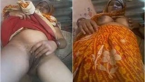 Desi Bhabhi Showing Boobs and Pussy