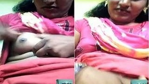 Sexy Tamil Girl Showing Her Boob On Video Call