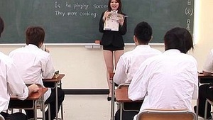 By means of this lesson be transferred to trainer shows them how to make laugh a woman