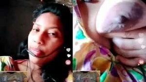 Desi Village Girl Showing her Boobs On Video Call