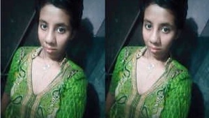 Cute Bangla Girl Shows her Boobs