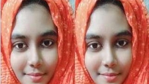 Desi Girl Showing Pussy