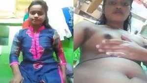 Sexy Bangla Girl Showing Her Boobs Pussy