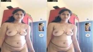 Sexy Telugu Bhabhi Showing Boobs Pussy