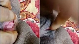horny Bhabhi Fingering