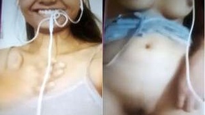 Cute look Desi Girl her boobs and Pussy