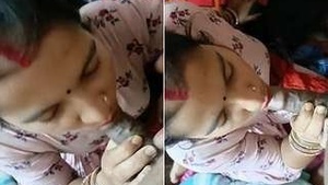 Sexy Desi Bhabhi Blowjob and Fingering