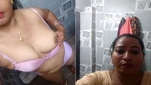 Horny Desi Bhabhi Showing Her Boobs