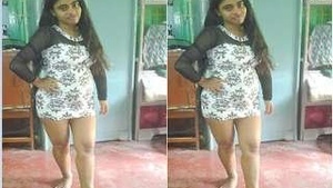 Cute Desi Girl Record Her Nude Selfie For Lover