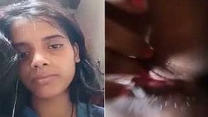 Cute Desi Girl Recprd Her Nude Selfie