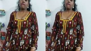 Desi Bhabhi Blowjob and Fucked