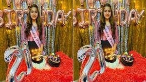 Sexy Girl Record her Nude Selfie