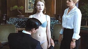 Emily Browning - S-Le-Eping Source
