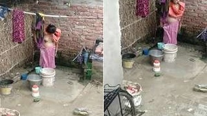 Desi Bhabhi Outdoor Bathing
