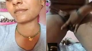 Horny Desi Bhabhi SHowing Her Boobs Pussy On Video call