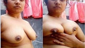 CUte indian Girl Record Her Nude Selfie