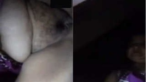 Desi Bhabhi Shows Her Pussy on Video Call