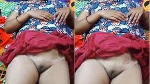Desi Bhabhi Pussy and Fucking Video Record By Hubby