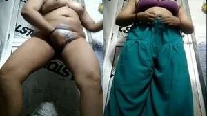 Sexy indian Girl Masturbating