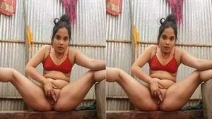 Desi Village Girl Fingering