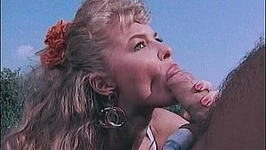 Elegant Mamas relating to Brivido Al Eliminating (1991)