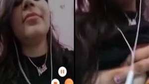 Sexy Desi Girl Boobs On Video Call